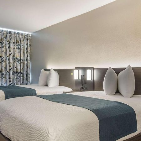 Motel 6 Groves, Tx Eksteriør bilde